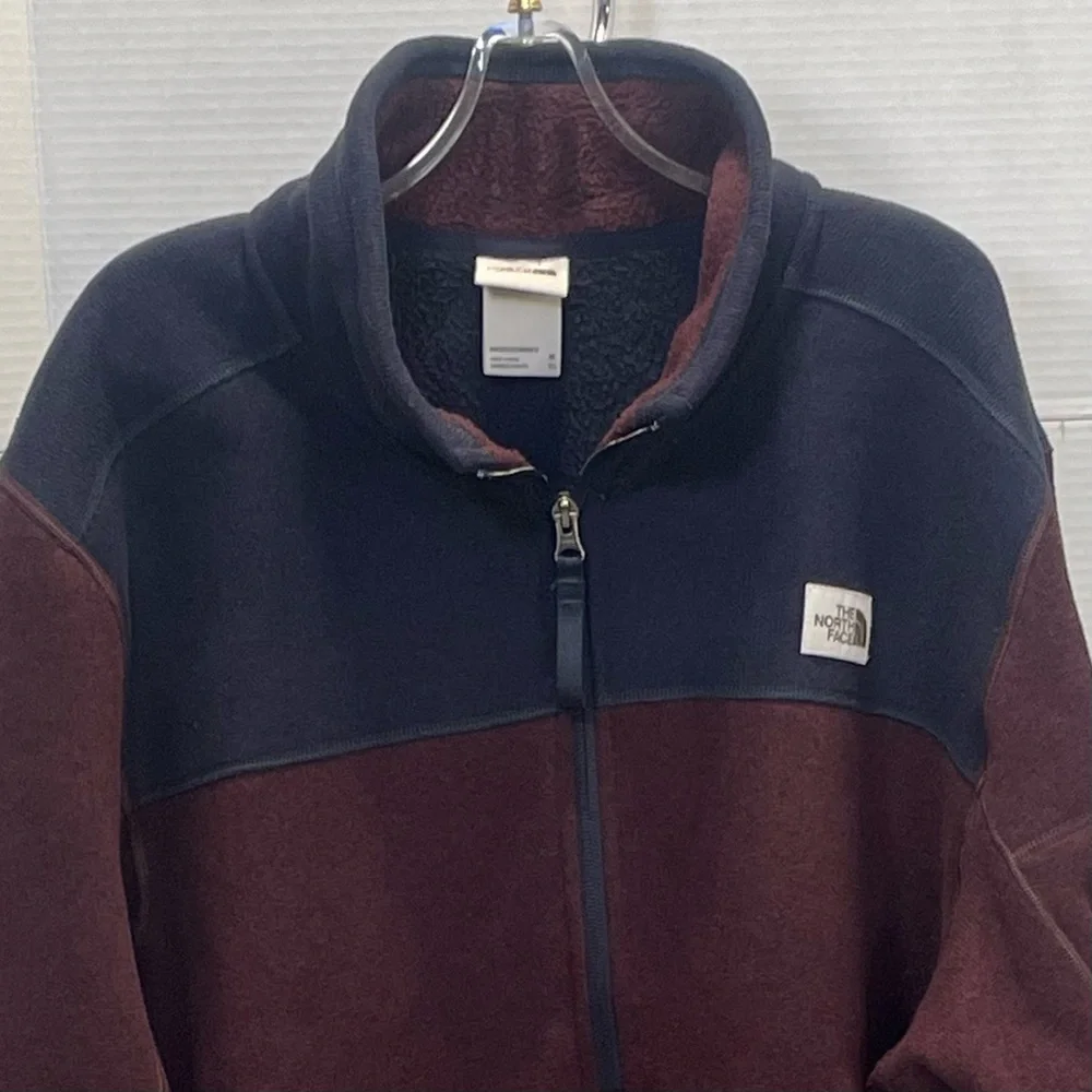 The North Face Men’s Pullover Fleece Size XL Maroon/Navy Colorblock Q Zip